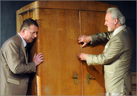 Naftalin, Weöres Sándor Színház